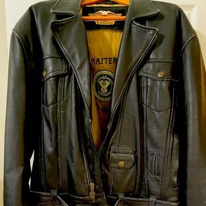 Harley Davidson classic belted motorcycle jacket. Vintage gorgeous.